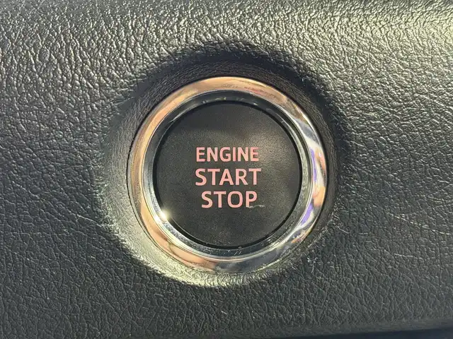 トヨタ シエンタ G 大阪府 2018(平30)年 2.3万km コバルトブルーメタリック 後期モデル 純正ナビTV 360カメラ 両側パワースライドドア 衝突軽減ブレーキ レーンアシスト オートハイビーム スマートキー プッシュスタート アイドリングストップ オートエアコン ETC