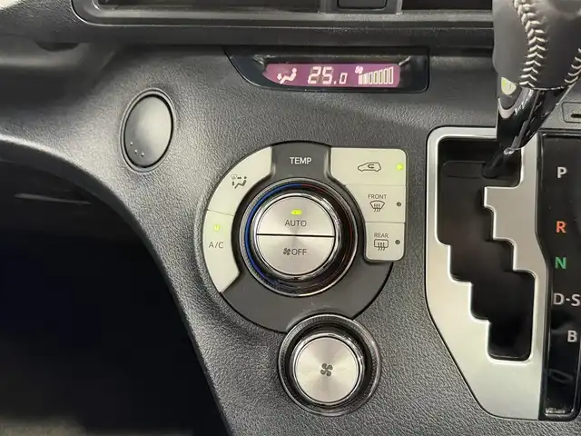 トヨタ シエンタ G 大阪府 2018(平30)年 2.3万km コバルトブルーメタリック 後期モデル 純正ナビTV 360カメラ 両側パワースライドドア 衝突軽減ブレーキ レーンアシスト オートハイビーム スマートキー プッシュスタート アイドリングストップ オートエアコン ETC