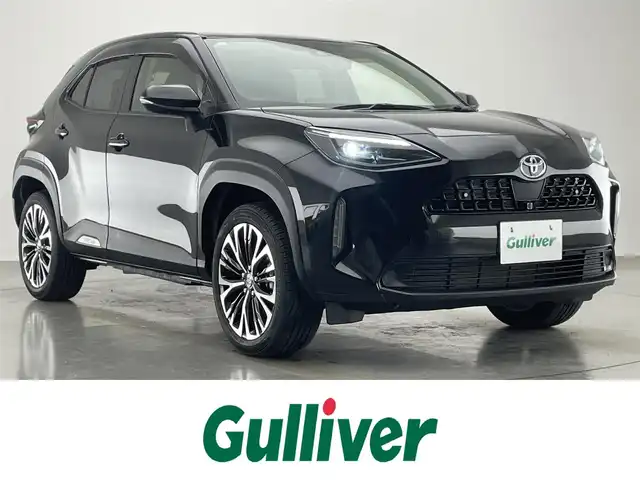 トヨタ ヤリスクロス ハイブリッド Z 愛知県 2021(令3)年 2.2万km ブラックマイカ 純正８型ＤＡナビＴＶ　全方位カメラ　禁煙車　ハーフレザー　シートヒーター　電動パーキング　前後ドラレコ　パワーシート　セーフティセンス　衝突軽減　追従クルコン　ＢＳＭ　コーナーセンサー　ＬＥＤライト　純正フロアマット　ドアバイザー　フォグランプ　TVキャンセラー