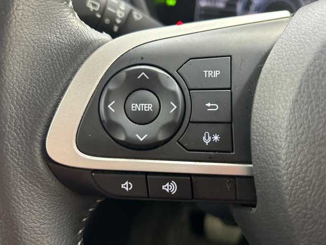 トヨタ ライズ Z 神奈川県 2022(令4)年 4.5万km ブラックマイカメタリック スマートアシスト/純正7インチSDナビ（NSCN-W68）/(Am/FM/CD/SD/Bluetooth/フルセグ/AUX)/前後ドライブレコーダー/ブラインドスポットモニター/衝突被害軽減システム/車線逸脱警報/バックカメラ/レーダークルーズコントロール/横滑り防止装置/ETC/アイドリングストップ/LEDヘッドライト/フォグランプ/オートライト/ウィンカーミラー/電動格納ミラー/純正17インチAW/シートヒーター/シートリフター/プッシュスタート/スマートキー/フロアマット/スペアキー/取扱説明書/保証書