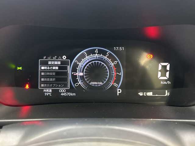 トヨタ ライズ Z 神奈川県 2022(令4)年 4.5万km ブラックマイカメタリック スマートアシスト/純正7インチSDナビ（NSCN-W68）/(Am/FM/CD/SD/Bluetooth/フルセグ/AUX)/前後ドライブレコーダー/ブラインドスポットモニター/衝突被害軽減システム/車線逸脱警報/バックカメラ/レーダークルーズコントロール/横滑り防止装置/ETC/アイドリングストップ/LEDヘッドライト/フォグランプ/オートライト/ウィンカーミラー/電動格納ミラー/純正17インチAW/シートヒーター/シートリフター/プッシュスタート/スマートキー/フロアマット/スペアキー/取扱説明書/保証書