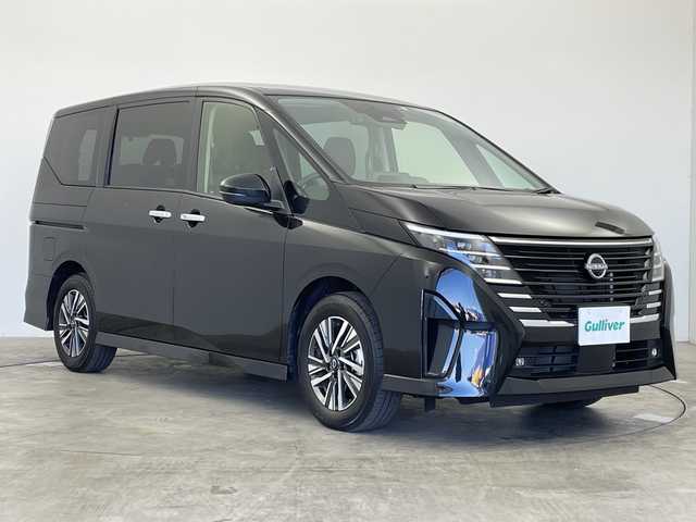 日産 セレナ ハイウェイスター V 群馬県 2023(令5)年 1.1万km ダイヤモンドブラック 禁煙車　社外ドライブレコーダー　アダプティブクルーズコントロール　横滑り防止装置　盗難防止装置　衝突被害軽減システム　社外SDナビ　アイドリングストップ　社外ETC　前後コーナーセンサー　ABS