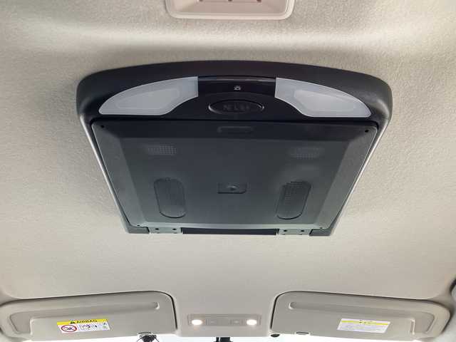 日産 セレナ ハイウェイスター V 群馬県 2023(令5)年 1.1万km ダイヤモンドブラック 禁煙車　社外ドライブレコーダー　アダプティブクルーズコントロール　横滑り防止装置　盗難防止装置　衝突被害軽減システム　社外SDナビ　アイドリングストップ　社外ETC　前後コーナーセンサー　ABS