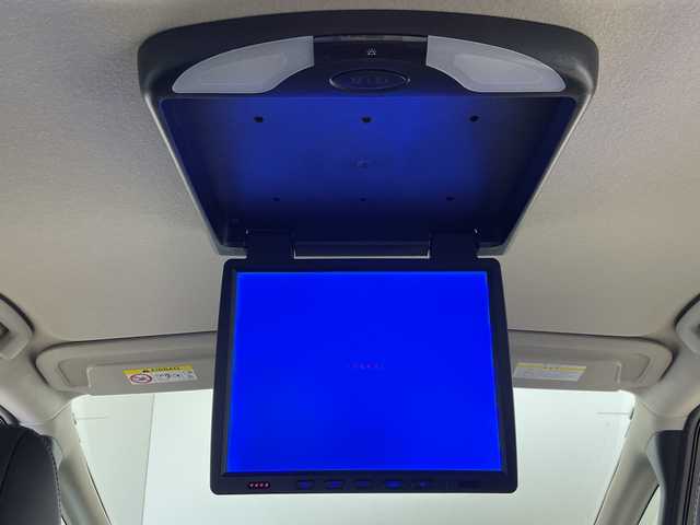 日産 セレナ ハイウェイスター V 群馬県 2023(令5)年 1.1万km ダイヤモンドブラック 禁煙車　社外ドライブレコーダー　アダプティブクルーズコントロール　横滑り防止装置　盗難防止装置　衝突被害軽減システム　社外SDナビ　アイドリングストップ　社外ETC　前後コーナーセンサー　ABS