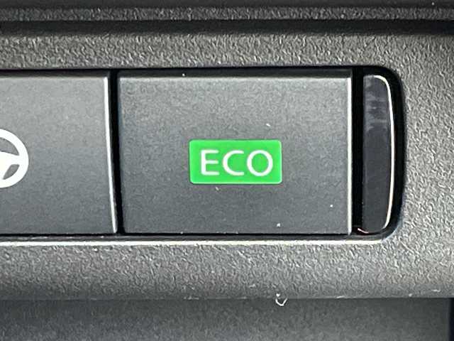 日産 セレナ ハイウェイスター V 群馬県 2023(令5)年 1.1万km ダイヤモンドブラック 禁煙車　社外ドライブレコーダー　アダプティブクルーズコントロール　横滑り防止装置　盗難防止装置　衝突被害軽減システム　社外SDナビ　アイドリングストップ　社外ETC　前後コーナーセンサー　ABS