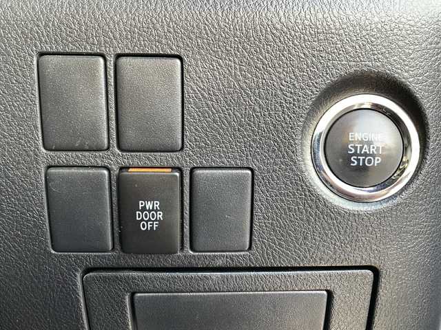 トヨタ ヴェルファイア Z Aエディション 佐賀県 2016(平28)年 7.4万km ホワイトパールクリスタルシャイン エンジンスタートボタン/保証書/取扱説明書/記録簿/ワンオーナー/MTモード付AT/クルーズコントロール/Bluetooth接続/後席用モニター/CD/ETC/バックカメラ/純正フロアマット/フルセグTV/SDナビ/三列シート/両側パワースライドドア/純正アルミホイール/横滑り防止装置/前後コーナーセンサー/盗難防止装置/オートライト/LEDヘッドライト/ブレーキホールド/ステアリングスイッチ/電格ミラー