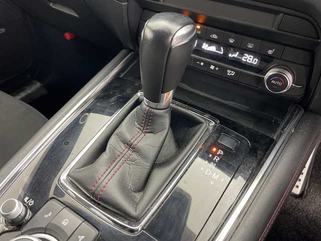 マツダ ＣＸ－８ XD ブラックトーンエディション 道央・札幌 2021(令3)年 3.8万km ポリメタルグレーM ・4WD/ディーゼル/・寒冷地仕様/・BOSEサウンドシステム/・マツダコネクト2ナビ/・BT&フルセグTV/・AppleCarPlay&AndroidAuto/・全方位カメラ/・アルパインフリップダウンモニター（DVD再生可能）/・i-ACTIVSENSE/・ブラインドスポットモニター/・レーダークルーズコントロール/・パワーバックドア/・前席パワーシート/・1.2列目シートヒーター/・ハーフレザーシート/・ステアリングヒーター/・ステアリングスイッチ/・ヘッドアップディスプレイ/・TVキャンセラー/・置くだけ充電/・純正ドライブレコーダー前後/・パーキングセンサー/・オートワイパー/・オートマチックハイビーム/・オートライト/・LEDヘッドライト/・プッシュスタート/・スマートキー/・スペアキー/・純正エンジンスターター/・積込スタッドレス社外AW付