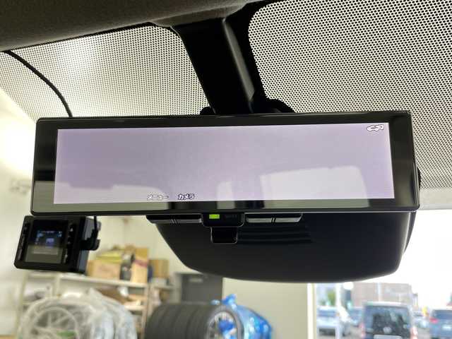 日産 セレナ ハイウェイスター V 道央・札幌 2023(令5)年 1.8万km プリズムホワイト ・4WD/・社外SDナビ・DVD・CD・SD・BT/・ワンセグTV/・全方位カメラ/・プロパイロット/・両側パワースライドドア/・ハンズフリーオートスライドドア/・デジタルインナーミラー/・エマージェンシーブレーキ/・ハンドル支援/・側方支援/・後方支援/・緊急支援/・先行車発進お知らせ/・標識検知支援/・駐車支援/・ふらつき警報/・横滑り防止/・パドルシフト/・ハンドルヒーター/・フロント＆セカンドシートヒーター/・ステアリングスイッチ/・LEDヘッドライト/・アイドリングストップ/・ヘッドライトレベライザー/・ビルトインETC/・プッシュスタート/・スマートキー/・革巻きステアリング