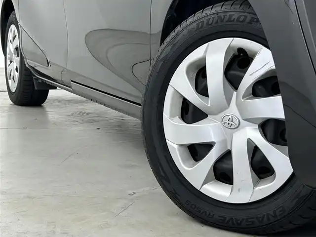 トヨタ シエンタ ハイブリッド G クエロ 福岡県 2018(平30)年 9.7万km ブラックマイカ 後席モニター　/純正ナビ（ＢＴ，フルセグＴＶ）　/バックカメラ　/ビルトインＥＴＣ２．０　/衝突軽減ブレーキ　/レーンキープ　/オートマチックハイビーム　/ハーフレザー　/両側電動スライドドア　/電動格納式ドアミラー