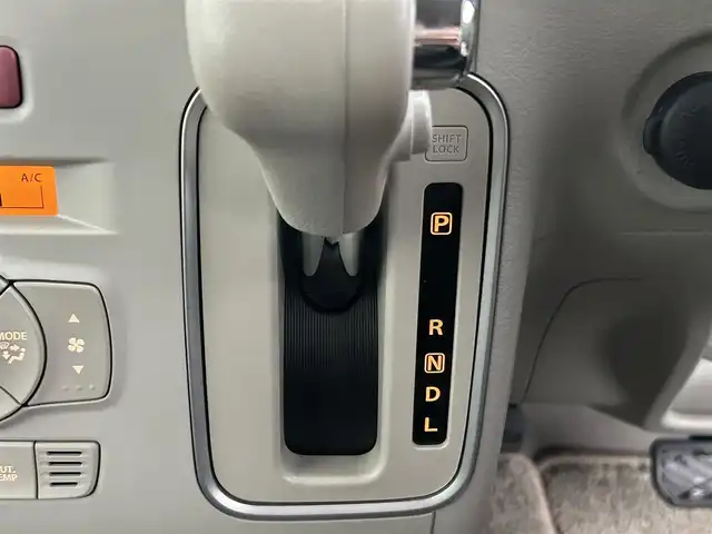 スズキ ラパン ＬＣ X 岡山県 2022(令4)年 2万km トラッドカーキメタリック/アーバンブラウン 2トーン 社外ナビ　/シートヒーター　/衝突被害軽減装置　/レーンキープアシスト　/横滑り防止装置　/パーキングアシスト　/バックカメラ　/Ｂｌｕｅｔｏｏｔｈ　/ＵＳＢ入力端子　/ＥＴＣ　/オートライト　/純正フロアマット　/ＬＥＤ