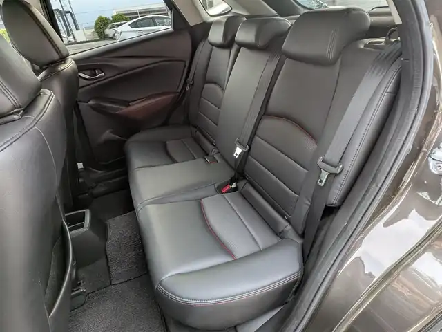 マツダ ＣＸ－３ XD ツーリング 栃木県 2015(平27)年 6.3万km チタニウムフラッシュマイカ (株)IDOMが運営する【じしゃロン宇都宮店】の自社ローン対象車両になります。こちらは現金またはオートローンご利用時の価格です。自社ローンご希望の方は別途その旨お申付け下さい。/純正ナビ(Bluetooth)/バックカメラ/クルーズコントロール/ハーフレザーシート/ＨＵＤ/ETC/ドライブレコーダー/LEDヘッドライト/純正18インチAW/プッシュスタート/スマートキー/フロアマット