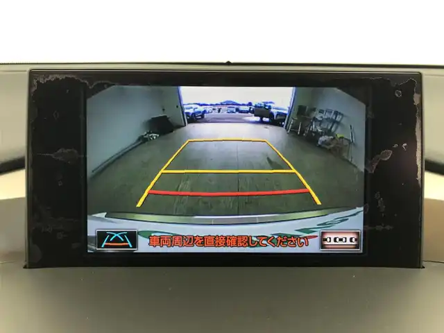 レクサス ＮＸ 200t Iパッケージ 愛知県 2015(平27)年 5.7万km ソニッククォーツ 純正ナビ（フルセグ、CD、DVD、Bluetooth）/サンルーフ/三眼LEDヘッドライト/ETC/Bカメラ/左サイドカメラ/シートヒーター（D+N)/ステアリングヒーター/パワーバックドア/パワーシート（D+N)/ACC/衝突軽減ブレーキ/レーンキープアシスト/合皮シート/パドルシフト/コーナーセンサー/スマートキー/USB/横滑り防止装置