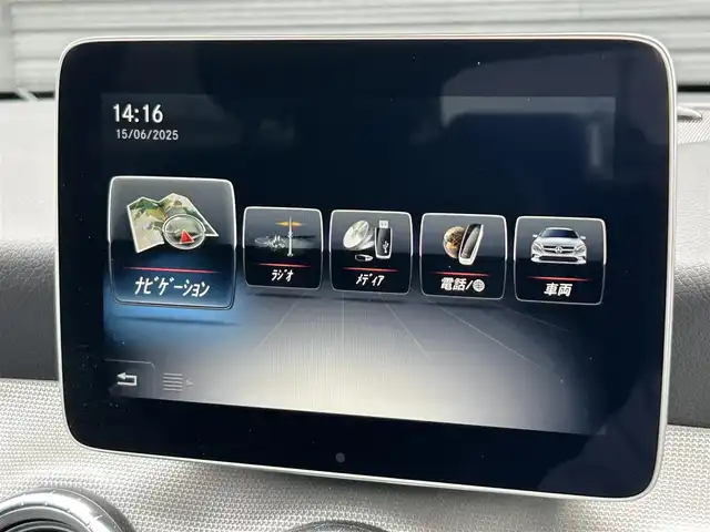 メルセデス・ベンツ ＣＬＡ２２０ 4MATIC 茨城県 2018(平30)年 2.3万km ポーラホワイト 後期型　/ＲＳＰ　/ＡＣＣ　/ＬＫＡ　/ＢＳＡ　/Ｂカメラ　/パークトロニック　/黒革　/シートヒーター　/ナビ　/ＴＶ　/ＢＴ　/ＵＳＢ　/ＤＶＤ　/ＬＥＤヘッドライト　/オートライト　/アンビエントライト　/ＥＴＣ　/ドラレコ　/禁煙車