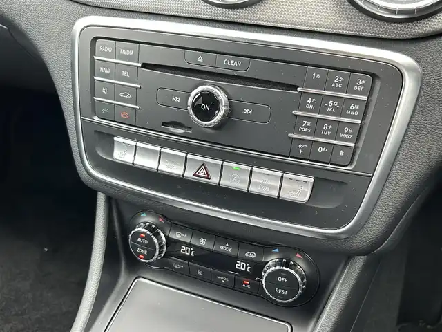 メルセデス・ベンツ ＣＬＡ２２０ 4MATIC 茨城県 2018(平30)年 2.3万km ポーラホワイト 後期型　/ＲＳＰ　/ＡＣＣ　/ＬＫＡ　/ＢＳＡ　/Ｂカメラ　/パークトロニック　/黒革　/シートヒーター　/ナビ　/ＴＶ　/ＢＴ　/ＵＳＢ　/ＤＶＤ　/ＬＥＤヘッドライト　/オートライト　/アンビエントライト　/ＥＴＣ　/ドラレコ　/禁煙車