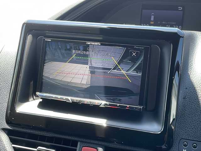 トヨタ エスクァイア Gi 静岡県 2019(令1)年 4.3万km ブラック ディスプレイオーディオ/Bluetooth/フリップダウンリアモニター/両側パワースライドドア/エムズスピードエアロ/エムズスピード19インチAW/合成シート/シートヒーター/バックカメラ/スマートキー