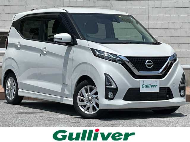 日産 デイズ ハイウェイスターX 滋賀県 2020(令2)年 2.5万km ホワイトパール ガソリン/2WD(FF)/CVT/エクリプス7インチナビ(AVN-D10)/(AM/FM/CD/フルセグ/Bluetooth)/アラウンドビューモニター/バックカメラ/ドライブレコーダー/ディスプレイ付自動防眩式ルームミラー/コーナーセンサー/エマージェンシーブレーキ/アイドリングストップ/電格ウインカーミラー/革巻きステアリング/ステアリングスイッチ/オートライト/LEDヘッドライト/フロントフォグ/スマートキー/プッシュスタート/純正フロアマット/ドアバイザー