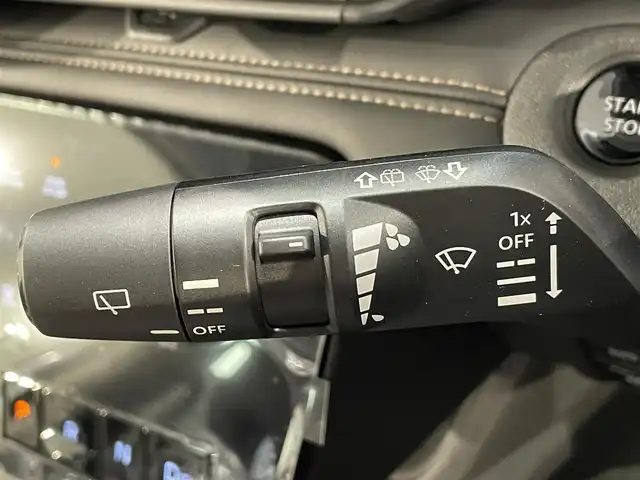 日産 セレナ e－パワー ハイウェイスター V 愛知県 2025(令7)年 0.1千km パールⅡ 純正12.3インチナビ/（Bluetooth/AM/FM/フルセグTV）/プロパイロット/衝突軽減ブレーキ/アラウンドビューモニター/両側電動スライドドア/ビルトインETC2.0/LEDヘッドライト/ブラインドスポットモニター/コーナーセンサー/レーンキープアシスト/スマートキー/純正16インチAW/SOSコール