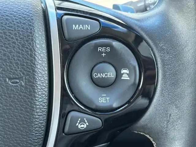 ホンダ オデッセイ アブソルート 宮城県 2015(平27)年 5万km プレミアムディープロッソパール 登録時走行距離49716km/純正SDナビ/FM・AM・Bluetooth・CD・DVD・ワンセグTV/バックカメラ/両側パワースライドドア/プッシュスタート/スマートキー/ETC/3列シート/クルーズコントロール/ホンダセンシング/フリップダウンモニター（VM-155N）/フォグランプ/純正フロアマット/純正アルミホイール/ハーフレザーシート