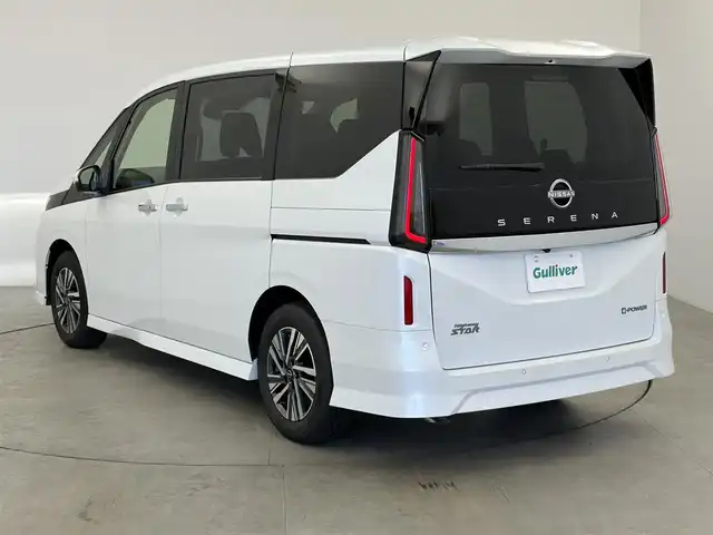 日産 セレナ e－パワー ハイウェイスター V 愛知県 2025(令7)年 0.1千km プリズムホワイト 登録済未使用車/プロパイロット/１２．３型純正ナビ/　ーBT/フルセグTV/AppleCarPlay/AndroidAuto/デジタルインナーミラー/全方位カメラ/ドラレコ前後/ビルトインＥＴＣ２．０/純正フリップダウンモニター/置くだけ充電/両側パワスラ/純正16インチアルミ