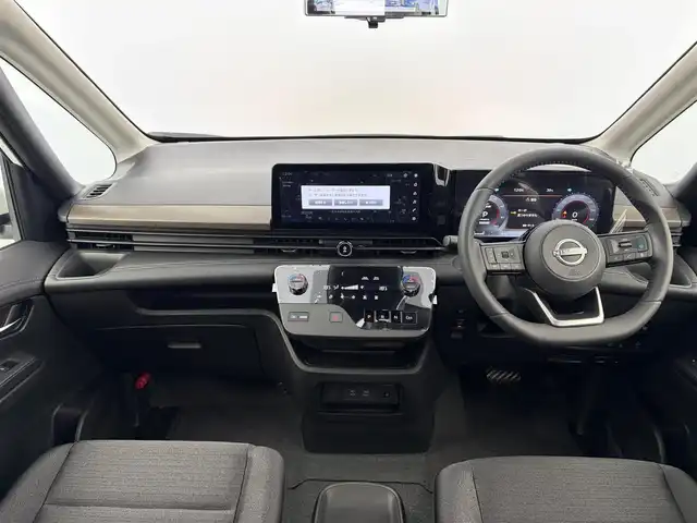 日産 セレナ e－パワー ハイウェイスター V 愛知県 2025(令7)年 0.1千km プリズムホワイト 登録済未使用車/プロパイロット/１２．３型純正ナビ/　ーBT/フルセグTV/AppleCarPlay/AndroidAuto/デジタルインナーミラー/全方位カメラ/ドラレコ前後/ビルトインＥＴＣ２．０/純正フリップダウンモニター/置くだけ充電/両側パワスラ/純正16インチアルミ