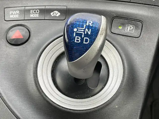 トヨタ プリウス S ツーリングセレクション 岡山県 2010(平22)年 19.8万km レッドマイカメタリック 登録時走行距離198099km/純正SDナビ/(AM/FM/DISC/BT/TV)/ビルトインETC/バックカメラ/プッシュスタート/スマートキー/パワーステアリング/パワーウィンドウ/クリアランスソナー/純正17インチアルミホイール/記録簿/保証書/取扱説明書