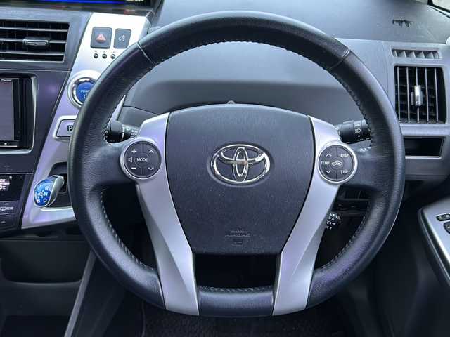 トヨタ プリウス α S ツーリングセレクション 茨城県 2013(平25)年 3.6万km レッドマイカメタリック 社外メモリナビ【AVIC-MRZ09】/(地デジTV・CD・DVD・BT・ラジオ再生)/クルーズコントロール/バックカメラ/ETC/オートライト/LEDヘッドライト/純正17inアルミホイール/純正フロアマット/スマートキー/デジタルインナーミラー