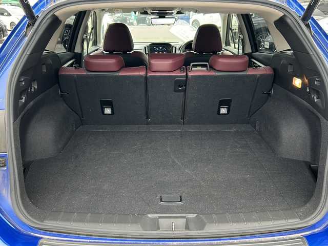 スバル レヴォーグ 1．8STIスポーツ EX 長野県 2020(令2)年 3.9万km WRブルーパール アイサイトコアテクノロジー/・前側方プリクラッシュブレーキ/・緊急時プリクラッシュステアリング/・誤発進抑制機能/・ツーリングアシスト/・青信号お知らせ機能/・先行車発進お知らせ機能/・全車速追従機能付クルーズコントロール/・ふらつき警報/・車線逸脱警報/・車線逸脱抑制/・死角車両検知/・スマートリアビューミラー/11．6インチセンターインフォメーションディスプレイ/(フルセグ/Bluetooth/AppleCarPlay/AndroidAuto)/バックカメラ/サイドカメラ/前後コーナーセンサー/ビルトインETC/レザーシート/全席シートヒーター/パワーシート(運転席メモリー機能付)/STiエアロ(F・S・R)/電動リアゲート/革巻きステアリング/ステアリングスイッチ/パドルシフト/電動パーキングブレーキ/ブレーキホールド/LEDヘッドライト/フォグランプ/スマートキー/プッシュスタート/電動格納ミラー/純正18インチアルミホイール/純正フロアマット