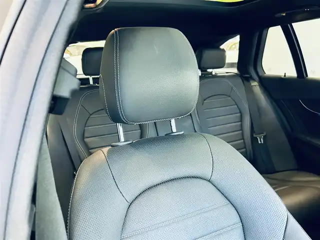 メルセデス・ベンツ Ｃ２２０ｄ ワゴン ローレウスエディション 大阪府 2020(令2)年 2.4万km オブシディアンブラック AMGラインP/レーダーセーフティP/サンルーフ/HUD/ACC/純正ナビ/applecarplay/TV/360度カメラ/メモリ付きパワーシート/エアシートヒーター/純正18インチAW/LEDヘッドライト/電動リアゲート/ブラインドスポット/クリアランスソナー/黒革/ワイヤレス充電/パフームアトマイザー/Burmeste