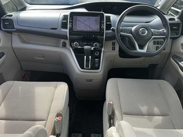 日産 セレナ X 沖縄県 2017(平29)年 6.2万km ダイヤモンドブラック 2トーン 純正ナビ・TV・Bluetooth・CD・DVD/全方位カメラ/ETC/ドライブレコーダー/片側パワースライドドア/デジタルインナーミラー/プロパイロット/コーナーセンサー/衝突軽減システム/オートライト/レーンキープアシスト/電子サイドブレーキ