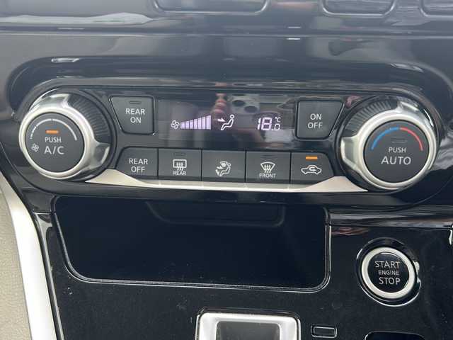 日産 セレナ X 沖縄県 2017(平29)年 6.2万km ダイヤモンドブラック 2トーン 純正ナビ・TV・Bluetooth・CD・DVD/全方位カメラ/ETC/ドライブレコーダー/片側パワースライドドア/デジタルインナーミラー/プロパイロット/コーナーセンサー/衝突軽減システム/オートライト/レーンキープアシスト/電子サイドブレーキ