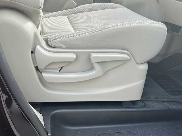 日産 セレナ X 沖縄県 2017(平29)年 6.2万km ダイヤモンドブラック 2トーン 純正ナビ・TV・Bluetooth・CD・DVD/全方位カメラ/ETC/ドライブレコーダー/片側パワースライドドア/デジタルインナーミラー/プロパイロット/コーナーセンサー/衝突軽減システム/オートライト/レーンキープアシスト/電子サイドブレーキ