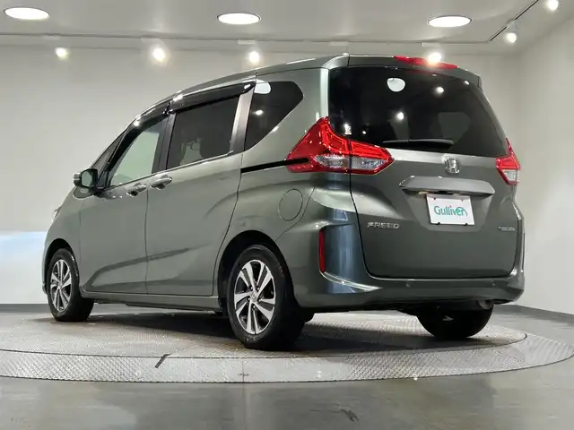 ホンダ フリード ハイブリット G 愛知県 2023(令5)年 3.9万km シルバーミストグリーンM 純正ナビ【VXM-234VFi】/両側パワースライドドア/衝突軽減ブレーキ/レーダークルーズコントロール/車線逸脱警報/クリアランスソナー/ハーフレザー/バックカメラ/ビルトインＥＴＣ/アクセサリーソケット/IＳＯＦＩＸ/LEDヘッドライト/純正フロアマット/純正１５インチアルミホイール