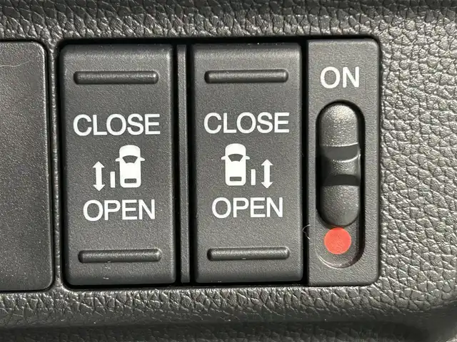 ホンダ フリード ハイブリット G 愛知県 2023(令5)年 3.9万km シルバーミストグリーンM 純正ナビ【VXM-234VFi】/両側パワースライドドア/衝突軽減ブレーキ/レーダークルーズコントロール/車線逸脱警報/クリアランスソナー/ハーフレザー/バックカメラ/ビルトインＥＴＣ/アクセサリーソケット/IＳＯＦＩＸ/LEDヘッドライト/純正フロアマット/純正１５インチアルミホイール