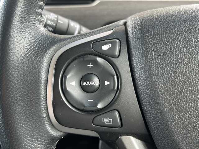 ホンダ フリード ハイブリット EX 東京都 2018(平30)年 6.7万km ホワイトオーキッドパール ワンオーナー/Panasonicポータブルナビゲーション（Bluetooth接続、フルセグテレビ）/カロッツェリア後席モニター/スマートキー/バックカメラ/ビルトインETC/三列シート/ウォークスルー/純正フロアマット/クルーズコントロール/プッシュスタート/ABS/横滑り防止機能/レーンキープアシスト/オートライト/スペアキー/ハーフレザーシート