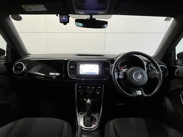 フォルクスワーゲン ザ・ビートル Rライン 山形県 2018(平30)年 5.1万km 黒 純正ナビ/バックカメラ/フルセグTV/CD/DVD　/ブラインドスポットモニター/LEDヘッドライト/パドルシフト/前後ドライブレコーダー/クルーズコントロール