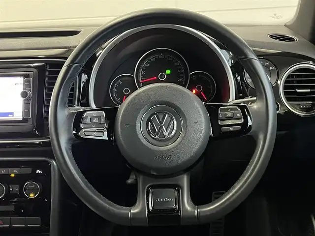 フォルクスワーゲン ザ・ビートル Rライン 山形県 2018(平30)年 5.1万km 黒 純正ナビ/バックカメラ/フルセグTV/CD/DVD　/ブラインドスポットモニター/LEDヘッドライト/パドルシフト/前後ドライブレコーダー/クルーズコントロール