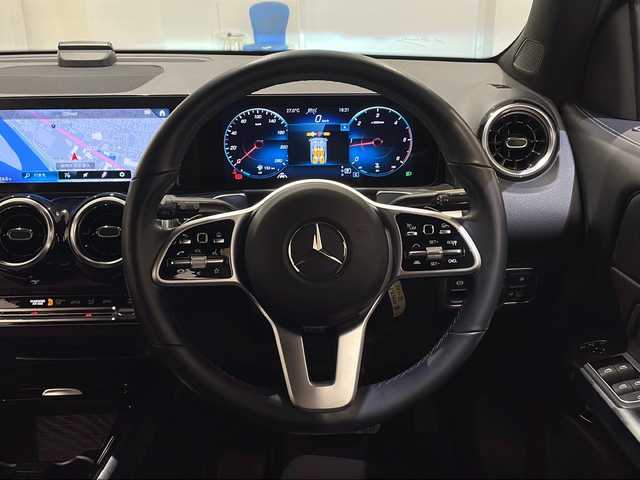 メルセデス・ベンツ Ｍ・ベンツ ＧＬＢ２００ｄ 4マチック 新潟県 2021(令3)年 3.7万km デニムブルー ナビゲーションパッケージ/・テレビ機能/・アクティブステアリングアシスト/レーダーセーフティパッケージ/・アクティブディスタンスアシスト・ディストロニック/・アクティブブレーキアシスト/・アクティブブレーンキーピングアシスト/360°カメラシステム/メモリー付フルパワーシート（前席）/シートヒーター（前席）/クルーズコントロール＆可変スピードリミッター/ワイヤレスチャージング/ESP（エレクトロニック・スタビリティ・プログラム）/ECOスタートストップ機能/EASY-PACK自動開閉テールゲート/ETC2.0/Bluetooth/AM/FM/パドルシフト