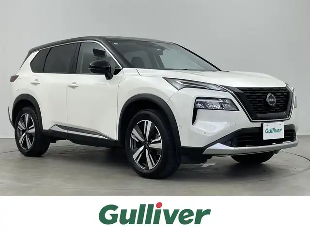 日産 エクストレイル G e－4ORCE 埼玉県 2025(令7)年 0.2万km ブリリアントホワイトパール/スーパーブラック 2トーン プロパイロット　純正１２．３インチナビ　アラウンドビューモニター　ＢＳＩ　ビルトインＥＴＣ２．０　インテリジェントルームミラー　ステアリングヒーター　シートヒーター　ワイヤレス充電　メモリシート　ＴＶ