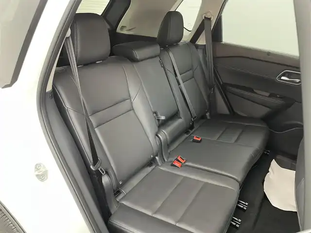 日産 エクストレイル G e－4ORCE 埼玉県 2025(令7)年 0.2万km ブリリアントホワイトパール/スーパーブラック 2トーン プロパイロット　純正１２．３インチナビ　アラウンドビューモニター　ＢＳＩ　ビルトインＥＴＣ２．０　インテリジェントルームミラー　ステアリングヒーター　シートヒーター　ワイヤレス充電　メモリシート　ＴＶ