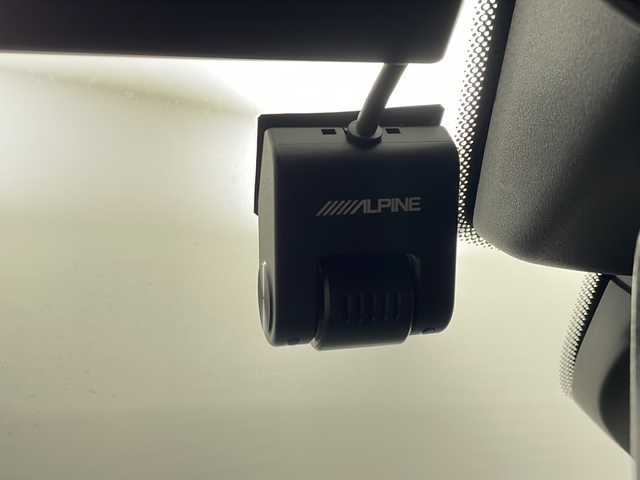 ポルシェ マカン GTS 滋賀県 2018(平30)年 3.7万km アゲートグレーメタリック 純正ナビ　/バックモニター/　衝突軽減ブレーキ/　シートヒーター/　ＥＴＣ/　ドライブレコーダー/　追従クルコン/　ＬＥＤライト/　純正２０インチアルミホイール/　純正フロアマット/　コーナーセンサー/　横滑り防止装置