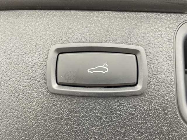 ポルシェ マカン GTS 滋賀県 2018(平30)年 3.7万km アゲートグレーメタリック 純正ナビ　/バックモニター/　衝突軽減ブレーキ/　シートヒーター/　ＥＴＣ/　ドライブレコーダー/　追従クルコン/　ＬＥＤライト/　純正２０インチアルミホイール/　純正フロアマット/　コーナーセンサー/　横滑り防止装置