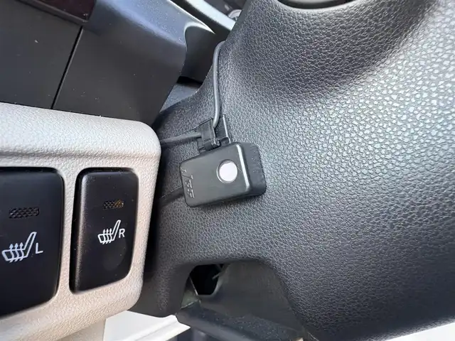 ダイハツ キャスト スタイル G ターボ VS SAⅢ 埼玉県 2023(令5)年 1.6万km ダークエメラルドマイカ 登録時15292km/ワンオーナー/ターボ車/スマートアシスト3/　・衝突回避支援ブレーキ（車両・歩行者）/　・誤発進抑制制御機能（前方・後方）/　・先行車発進お知らせ/　・車線逸脱警報機能/　・オートハイビーム/純正メモリーナビ【NMZL-W730】/　・フルセグTV（走行時視聴可能）/　・CD/DVD再生/　・HDMI/USB端子/　・Bluetooth接続/　・SDミュージックサーバー/　・パノラマモニター（全周囲カメラ）/　・ナビ連動ドライブレコーダー/MOMO革巻きステアリング/アイドリングストップ/前席シートヒーター/純正15インチAW/LEDヘッドライト/LEDフォグライト/プッシュスタート/スマートキー×2/オートエアコン/ドアバイザー/保証書/取扱説明書/ナビ取扱説明書/ディーラー記録簿（R6.R7）/