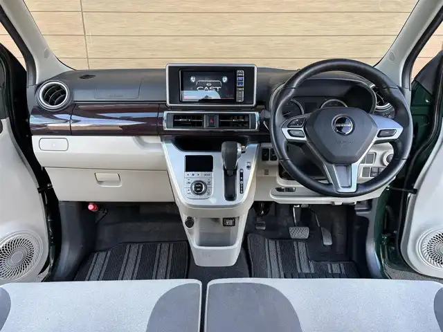 ダイハツ キャスト スタイル G ターボ VS SAⅢ 埼玉県 2023(令5)年 1.6万km ダークエメラルドマイカ 登録時15292km/ワンオーナー/ターボ車/スマートアシスト3/　・衝突回避支援ブレーキ（車両・歩行者）/　・誤発進抑制制御機能（前方・後方）/　・先行車発進お知らせ/　・車線逸脱警報機能/　・オートハイビーム/純正メモリーナビ【NMZL-W730】/　・フルセグTV（走行時視聴可能）/　・CD/DVD再生/　・HDMI/USB端子/　・Bluetooth接続/　・SDミュージックサーバー/　・パノラマモニター（全周囲カメラ）/　・ナビ連動ドライブレコーダー/MOMO革巻きステアリング/アイドリングストップ/前席シートヒーター/純正15インチAW/LEDヘッドライト/LEDフォグライト/プッシュスタート/スマートキー×2/オートエアコン/ドアバイザー/保証書/取扱説明書/ナビ取扱説明書/ディーラー記録簿（R6.R7）/