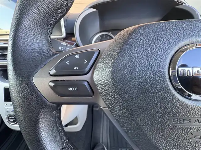 ダイハツ キャスト スタイル G ターボ VS SAⅢ 埼玉県 2023(令5)年 1.6万km ダークエメラルドマイカ 登録時15292km/ワンオーナー/ターボ車/スマートアシスト3/　・衝突回避支援ブレーキ（車両・歩行者）/　・誤発進抑制制御機能（前方・後方）/　・先行車発進お知らせ/　・車線逸脱警報機能/　・オートハイビーム/純正メモリーナビ【NMZL-W730】/　・フルセグTV（走行時視聴可能）/　・CD/DVD再生/　・HDMI/USB端子/　・Bluetooth接続/　・SDミュージックサーバー/　・パノラマモニター（全周囲カメラ）/　・ナビ連動ドライブレコーダー/MOMO革巻きステアリング/アイドリングストップ/前席シートヒーター/純正15インチAW/LEDヘッドライト/LEDフォグライト/プッシュスタート/スマートキー×2/オートエアコン/ドアバイザー/保証書/取扱説明書/ナビ取扱説明書/ディーラー記録簿（R6.R7）/