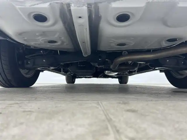 トヨタ アルファードハイブリット SR サイドリフトアップ 千葉県 2018(平30)年 6.1万km ホワイトパールクリスタルシャイン 禁煙車/福祉車両/・サイドリフトアップチルトシート/トヨタセーフティセンス/・プリクラッシュセーフティ/・プリクラッシュセーフティブレーキ/・レーントレーシングアシスト/・クリアランスソナー/・ブラインドスポットモニター/・レーダークルーズコントロール/両側パワースライドドア/12.1インチフリップダウンモニター/純正9インチメモリナビ/・型番：NSZT-Y68T/・CD/DVD/Bluetooth/フルセグTV/・バックカメラ/・ビルトインETC/・デジタルインナーミラー/革巻きステアリング/・ステアリングスイッチ/レザーシート/・DNパワーシート/・D席メモリ付き/・DNベンチレーション/MT付きAT/左右独立エアコン/純正フロアマット/純正17インチAW/オートライト/・オートマチックハイビーム/・LEDヘッドライト/・LEDフォグランプ/・三眼シーケンシャルウインカー