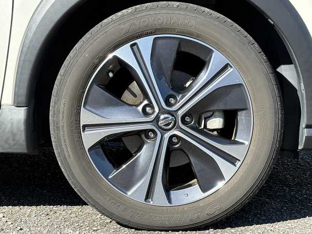 日産 キックス X 大分県 2021(令3)年 3.5万km ブリリアントホワイトパール/ピュアブラック 2トーン プロパイロット/エマジェンシーブレーキサポート/スマートルームミラー/ハーフレザーシート/純正メモリーナビ/アラウンドビューモニター/アダプティブクルーズコントロール/ビルトインETC/リアソナー/純正LEDヘッドライト/オートライトコントロール/スマートキー/エンジンプッシュスタート