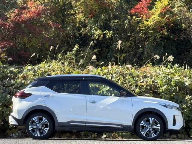 日産 キックス X 大分県 2021(令3)年 3.5万km ブリリアントホワイトパール/ピュアブラック 2トーン プロパイロット/エマジェンシーブレーキサポート/スマートルームミラー/ハーフレザーシート/純正メモリーナビ/アラウンドビューモニター/アダプティブクルーズコントロール/ビルトインETC/リアソナー/純正LEDヘッドライト/オートライトコントロール/スマートキー/エンジンプッシュスタート