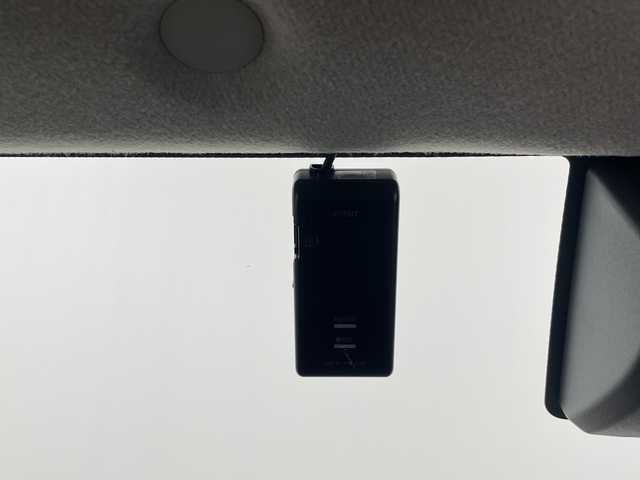 トヨタ タンク G S 埼玉県 2016(平28)年 2.6万km マゼンタベリーマイカM 純正9インチナビ　NSZT-Y66T/(Bluetooth/CD/DVD/AM/FM)/地デジフルセグ/全方位カメラ/ETC2.0/前方ドライブレコーダー/クルーズコントロール/衝突軽減ブレーキ/アイドリングストップ/ウィンカーミラー/電動格納ミラー/ロールサンシェード/両側パワースライドドア/プッシュスタート/ステアリングリモコン/純正フロアマット/純正ドアバイザー