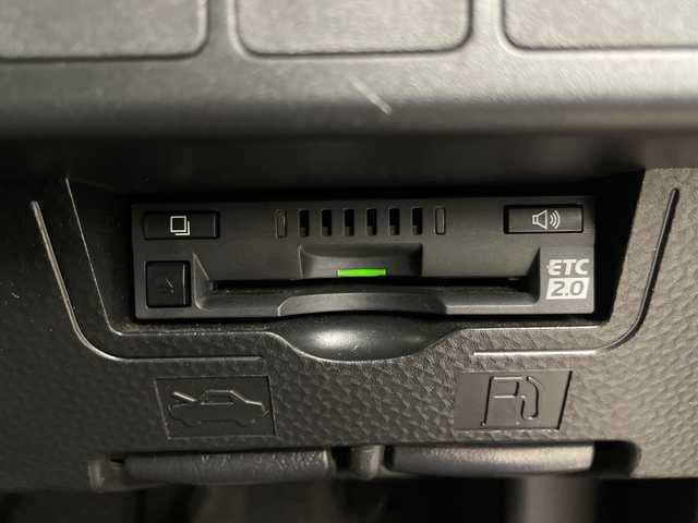 トヨタ タンク G S 埼玉県 2016(平28)年 2.6万km マゼンタベリーマイカM 純正9インチナビ　NSZT-Y66T/(Bluetooth/CD/DVD/AM/FM)/地デジフルセグ/全方位カメラ/ETC2.0/前方ドライブレコーダー/クルーズコントロール/衝突軽減ブレーキ/アイドリングストップ/ウィンカーミラー/電動格納ミラー/ロールサンシェード/両側パワースライドドア/プッシュスタート/ステアリングリモコン/純正フロアマット/純正ドアバイザー