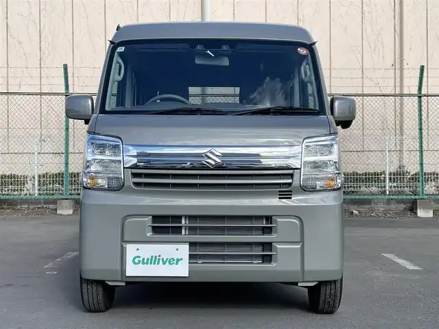 スズキ エブリイ JOIN 東京都 2025(令7)年 0.1千km モスグレーメタリック 禁煙車/スズキセーフティーサポート/・衝突被害軽減ブレーキ/・後退時抑制ブレーキ/・車線逸脱警報/純正ディスプレイオーディオ/（Bluetooth/AM/FM）/バックカメラ/両側スライドドア/ヘッドライトレベライザー/運転席シートヒーター/USBソケット×２/スマートキー